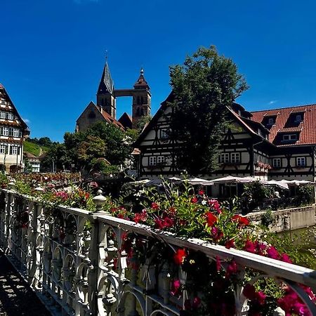 Nah Zur S-Bahn Und Altstadt Esslingen am Neckar Екстериор снимка