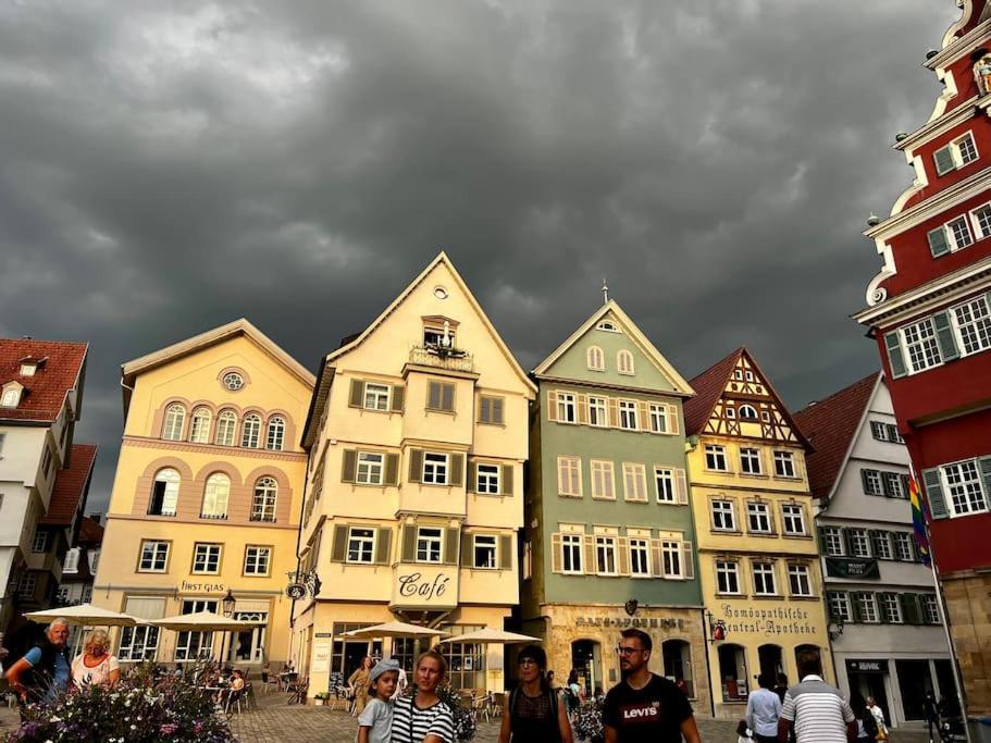 Nah Zur S-Bahn Und Altstadt Esslingen am Neckar Екстериор снимка